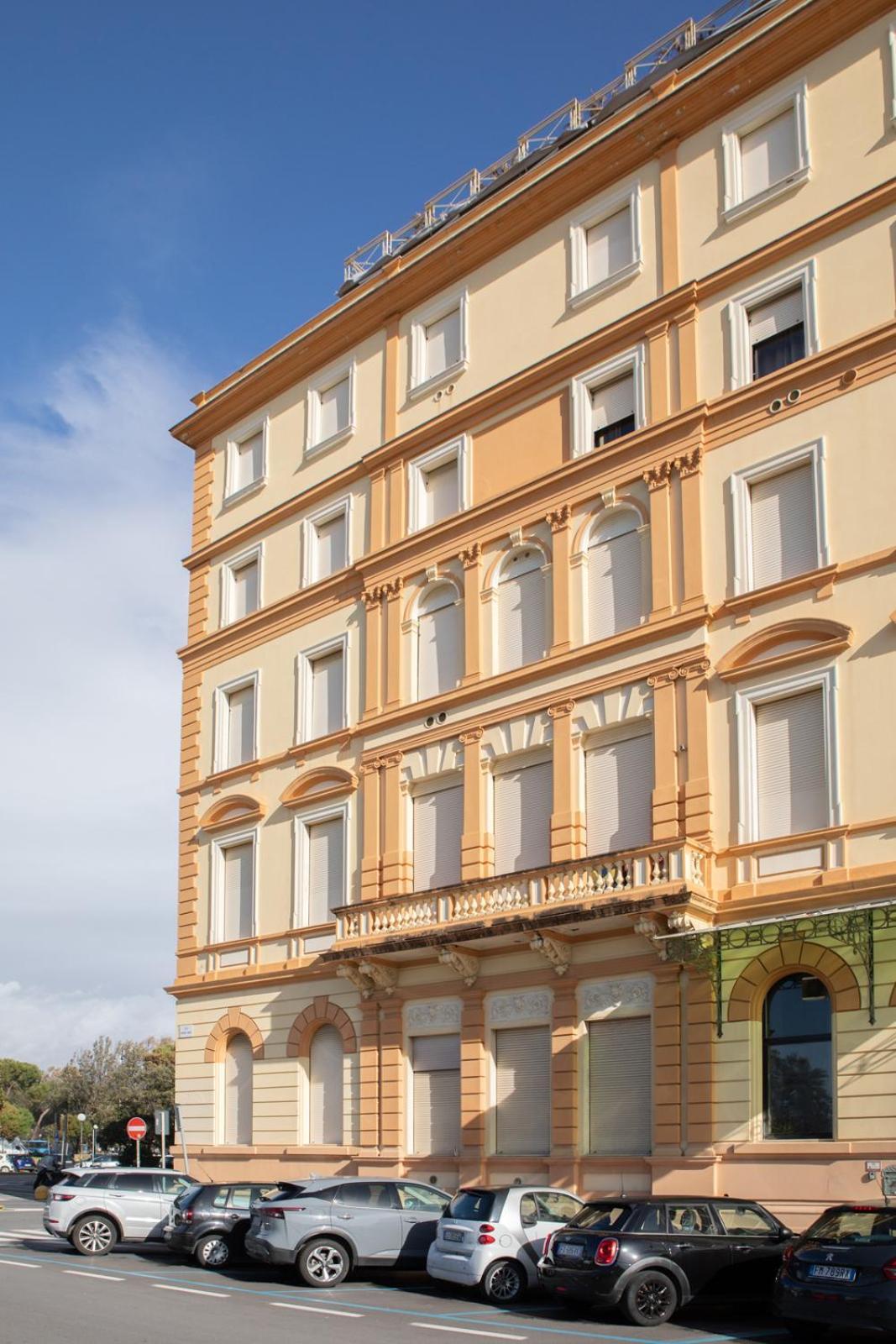 "Burlamacca" Luxury Apartment Viareggio Exterior foto