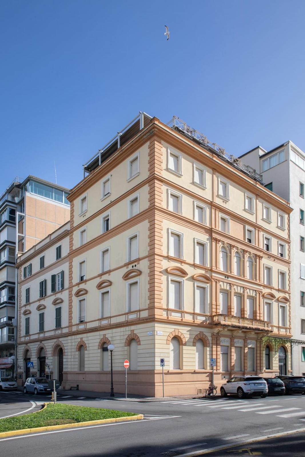 "Burlamacca" Luxury Apartment Viareggio Exterior foto